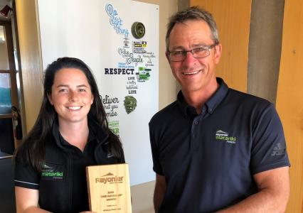 Cropped Acacia Farmery Receiving One Rayonier Award4