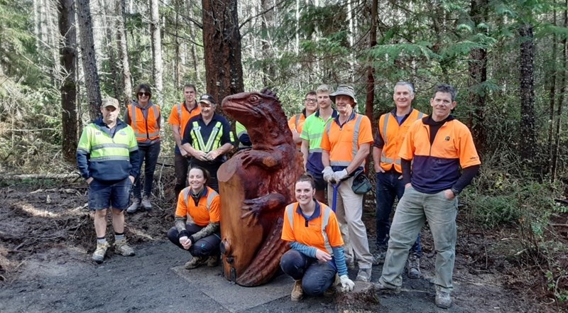 Photo 2 RMF Canterbury Team With Latest Redwood Sculpture In Hanmer Forest